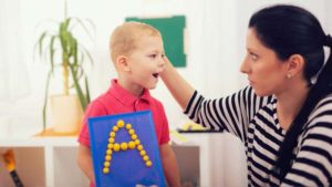El autismo y otro tipo de discapacidad intelectuales necesitan una educación inclusiva. Es su derecho. | Fuente: Getty Images. | Fotógrafo: Jovanmandic